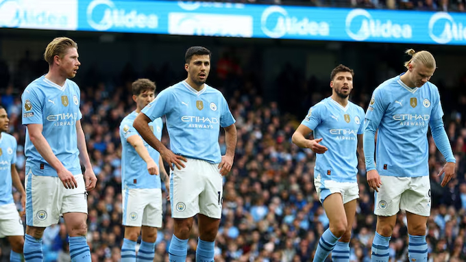 Dàn sao Man City tìm đường tháo chạy khỏi Etihad